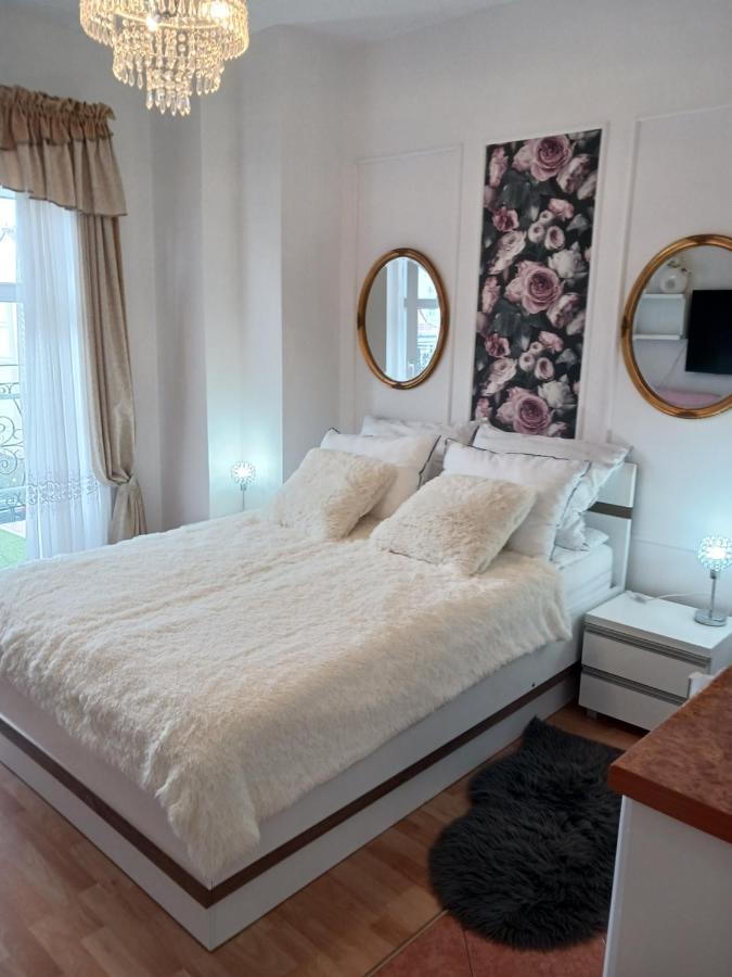 Uzdrowiskowa "Trzy Korony" Apartment Swinoujscie Luaran gambar